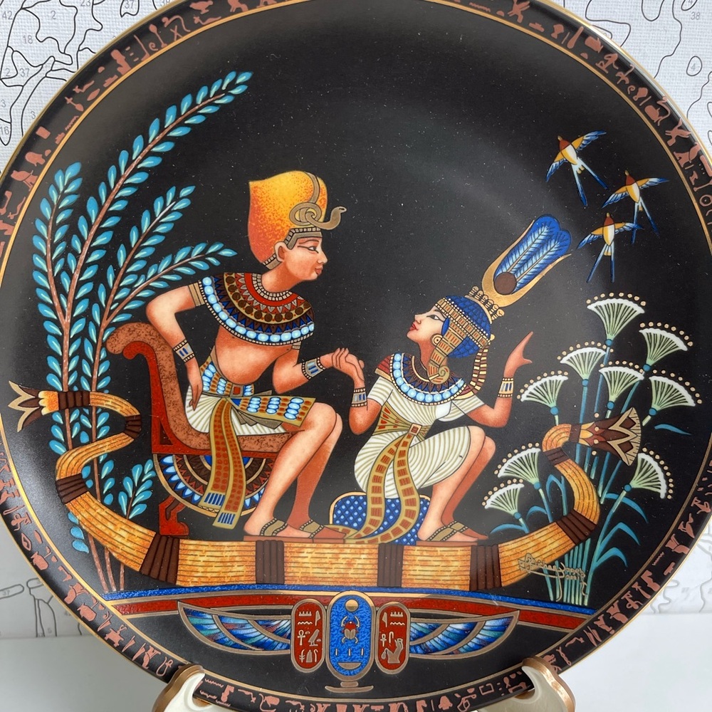 The Legend Of Tutankhamun and his Princess Collection Osiris Porcelain Plate